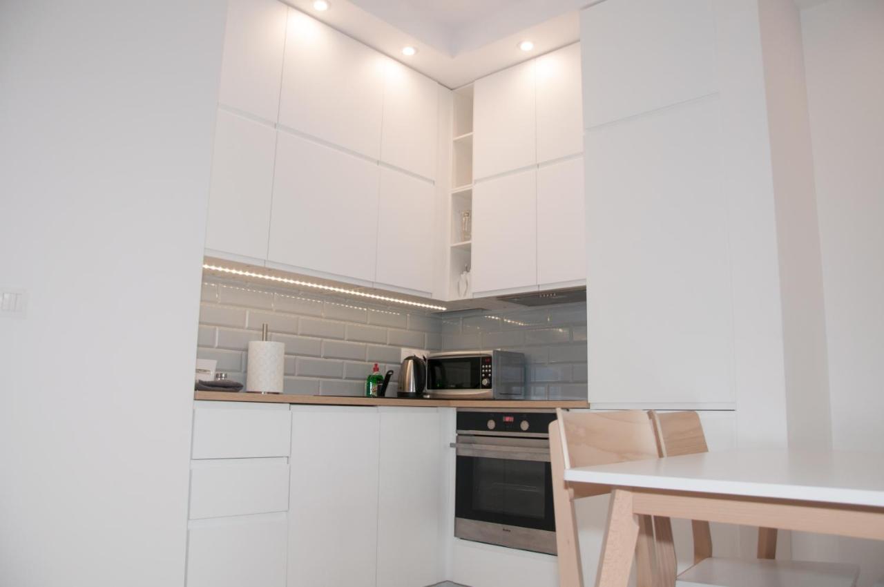 Apartament Business Magazynowa 11A Warszawa Exteriör bild
